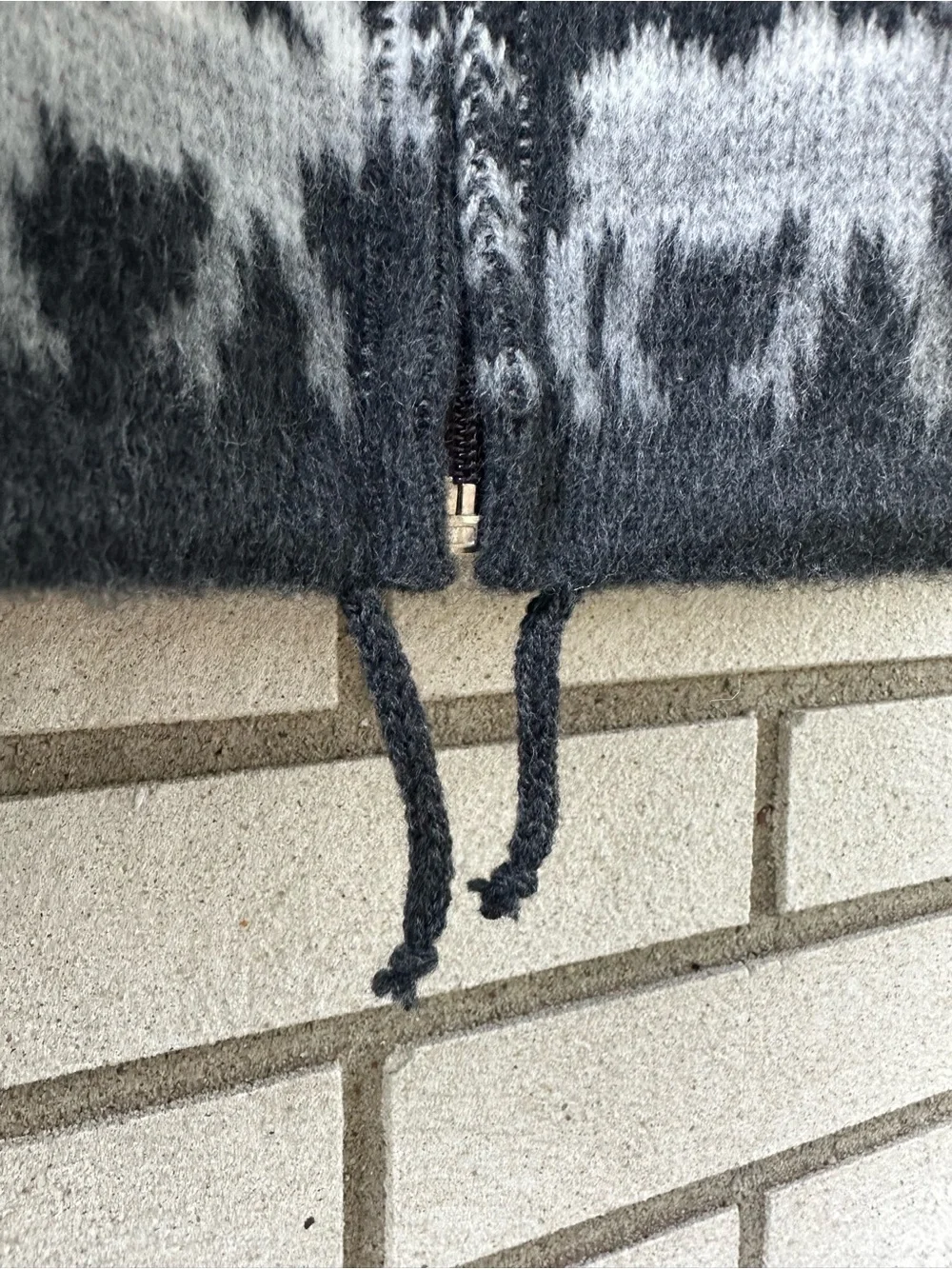 Artesanias Tuntaquimba M Wool Moose Fair Isle Hooded Zip Sweater Ecuador
